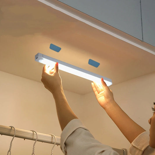 AYVEO GlowSense™ Wireless Motion Sensor Light
